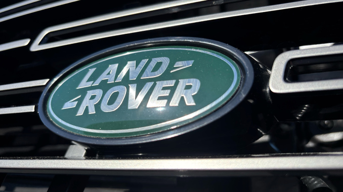 Land Rover Range Rover 3.0 P460e SE 4dr Auto Estate - Image 40